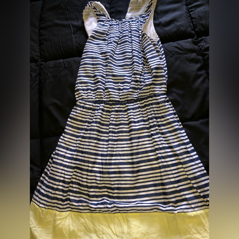 Old Navy woman’s summer dress. Small